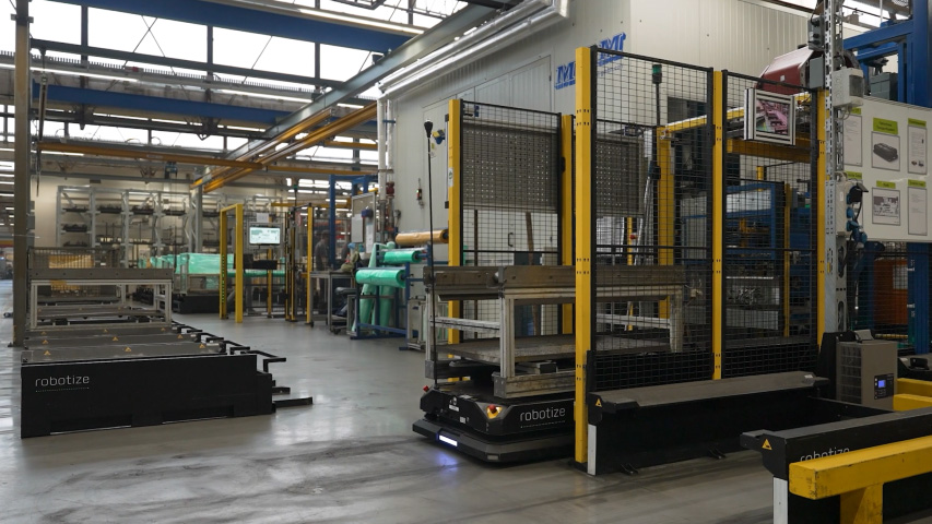 Autonomiczne roboty logistyczne AMR Robotize (4)