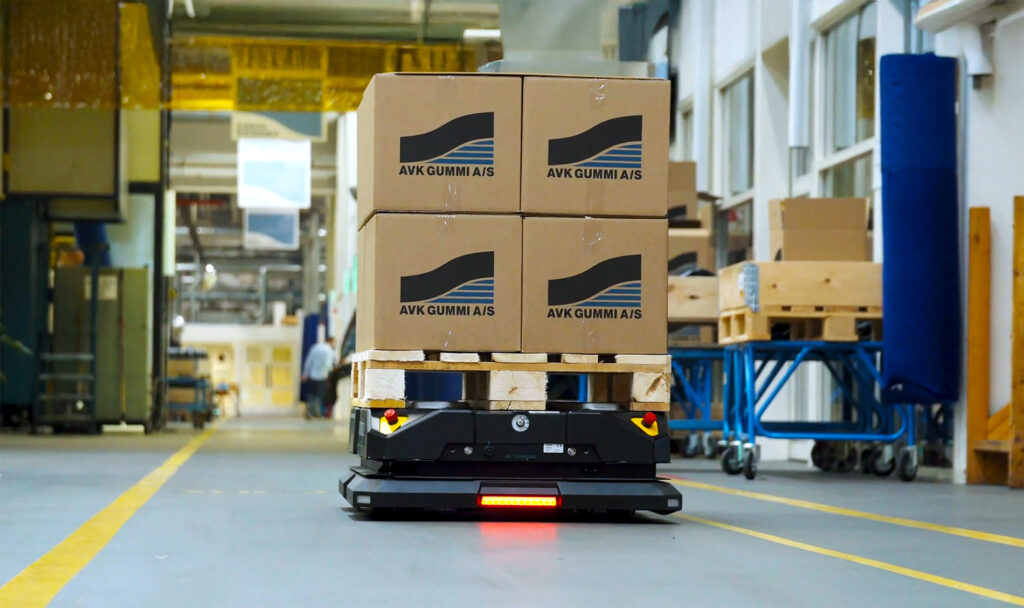 robotize robot magazynowy roboty amr automatyzacja robotyzacja